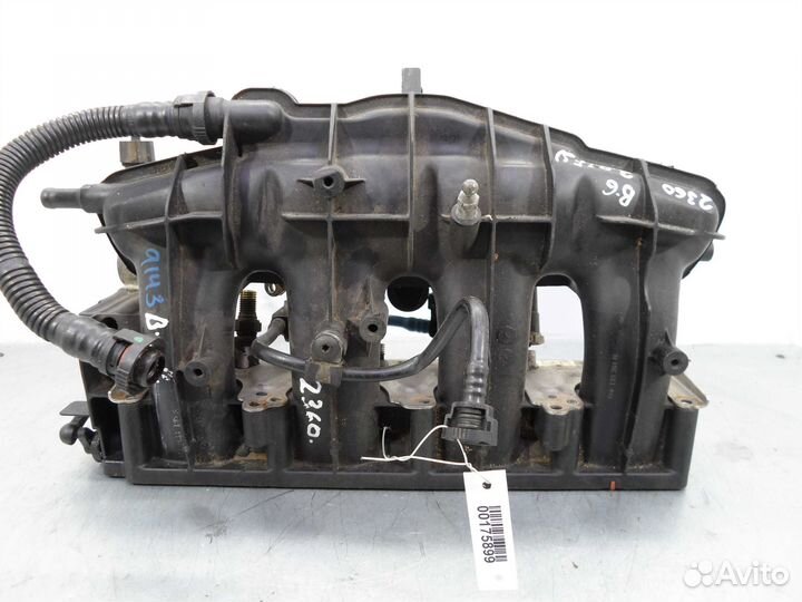 Коллектор впускной Volkswagen Passat B6 06D133185S