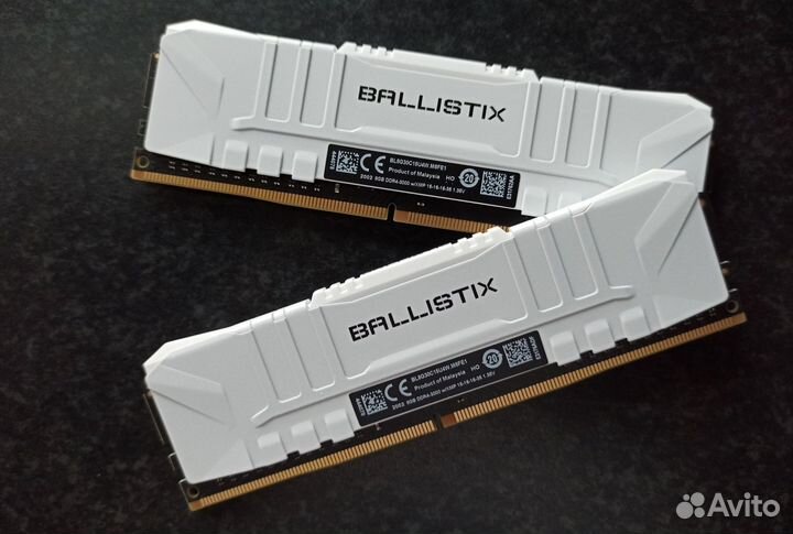 Crucial Crucial Ballistix 32GB(2x16GB) DDR4-3200