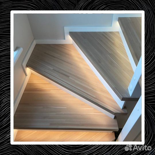 Отделка межэтажной металлической лестницы деревом