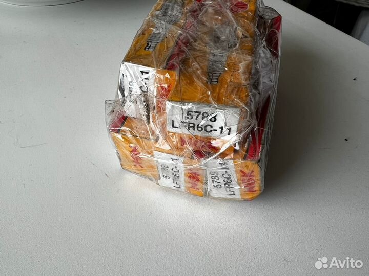 Свечи зажигания NGK Standard LFR6C-11