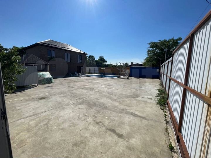 Дом 165 м² на участке 11 сот.