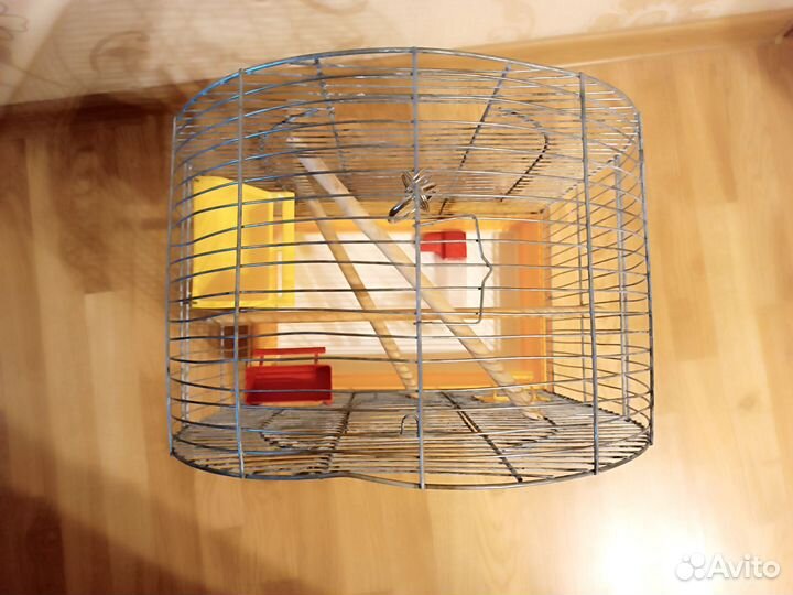 Клетка для попугая, большая