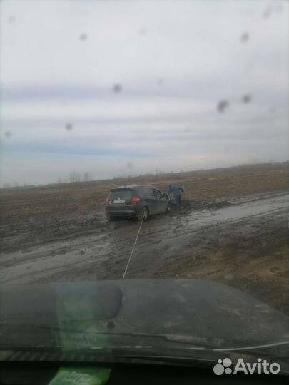 Вытащить машину Внедорожная эвакуация.Буксировка