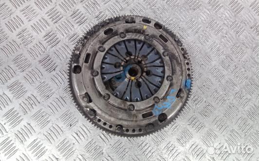 Маховик демпферный дизельный skoda octavia A5 (LDN