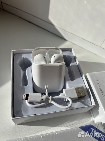 Наушники беспроводные новые apple airpods