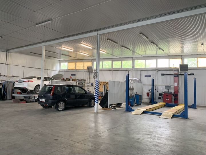 Здание, 821.4 м²