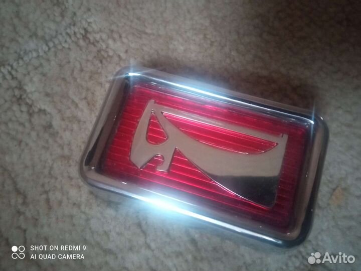 Новая эмблема на ваз 2111