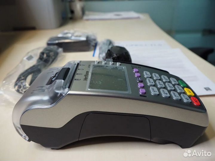 Банковский терминал Verifone VX520