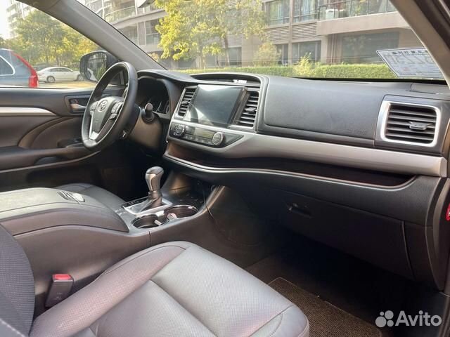 Toyota Highlander 2.0 AT, 2019, 41 000 км