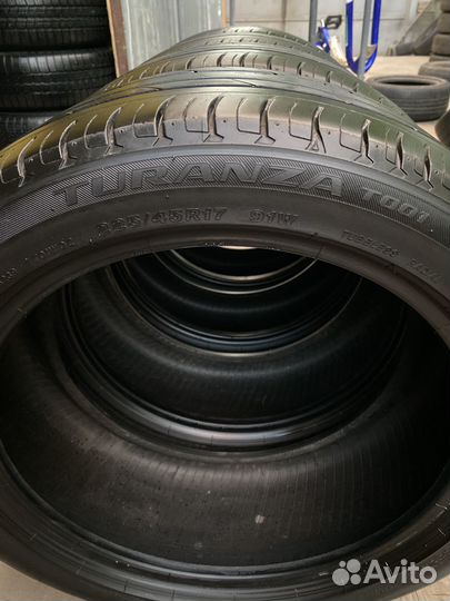 Bridgestone Turanza T001 225/45 R17