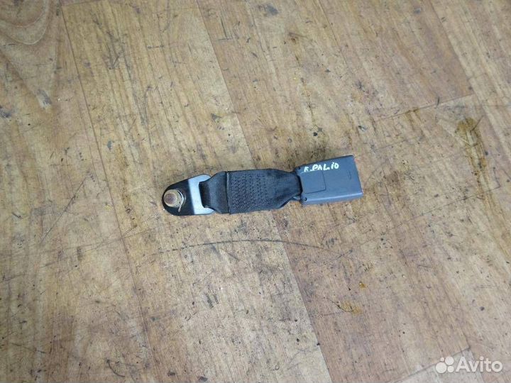 Ответная часть ремня безопасности Fiat Palio 1996