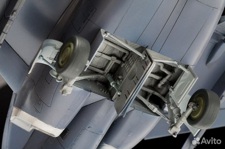 Модель Российский легкий штурмовик Як-130