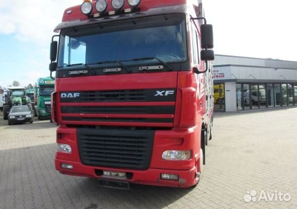 В разборке грузовик DAF,XF 95 2002-2005