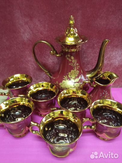 Красивый сервиз на 6 персон