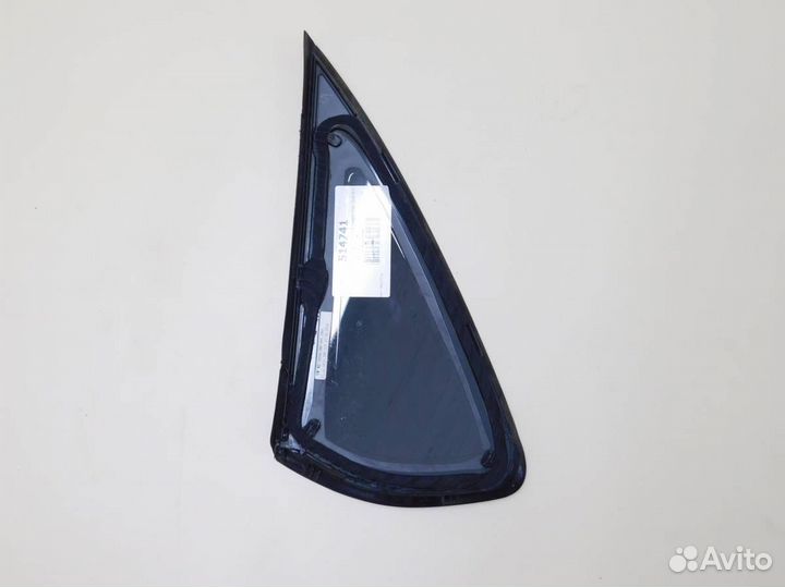 Стекло кузовное глухое правое Volkswagen Polo MK5