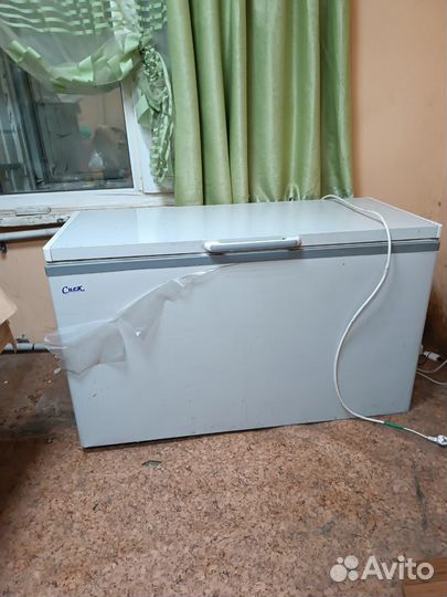 Морозильный ларь с глухой крышкой бу