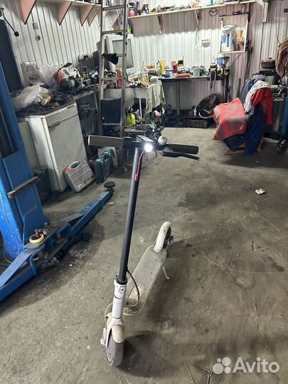 Электросамокат xiaomi m365 pro