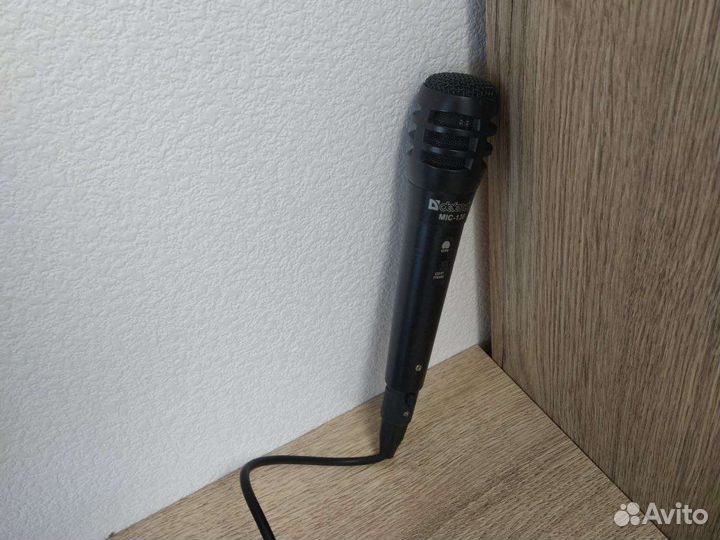 Динамический микрофон