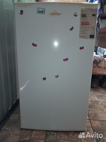Холодильник маленький supra RF-92