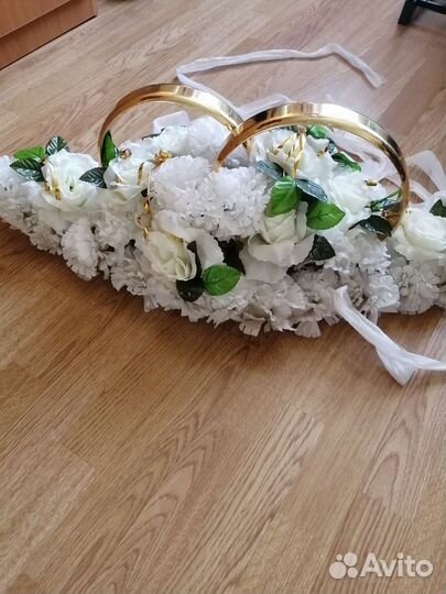 Кольца на машину свадебные