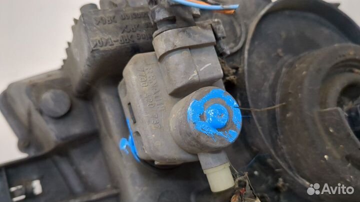 Фара (передняя) левая Nissan Navara