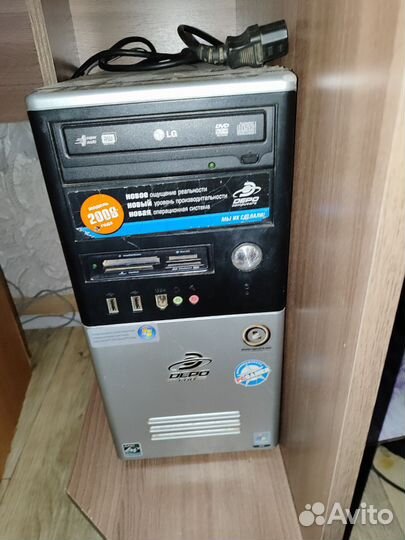 Компьютер с монитором