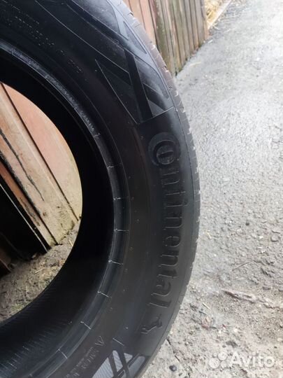 Шины 235 65 17 летние бу