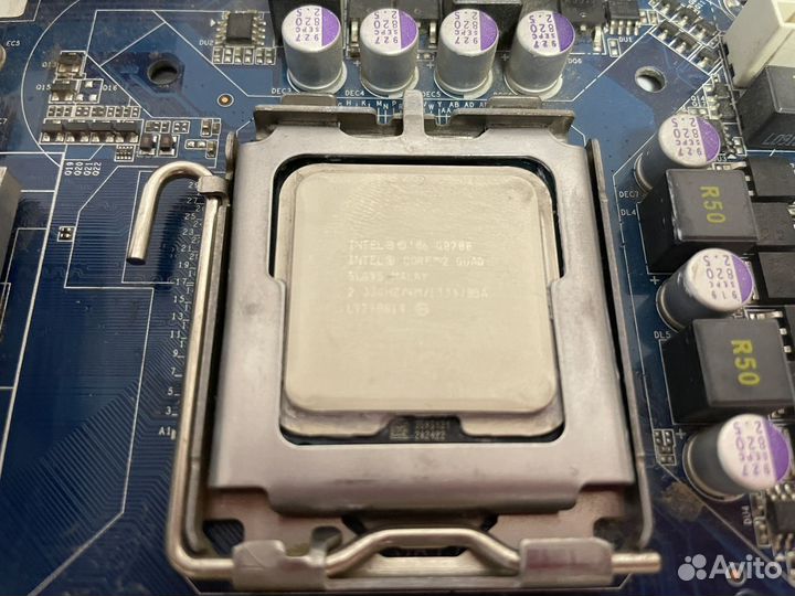 Материнская плата с процессором, core 2 quad q8200