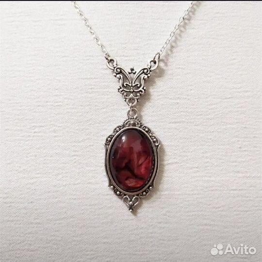 Винтажное ожерелье