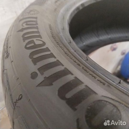 Continental ContiPremiumContact 5 215/55 R17