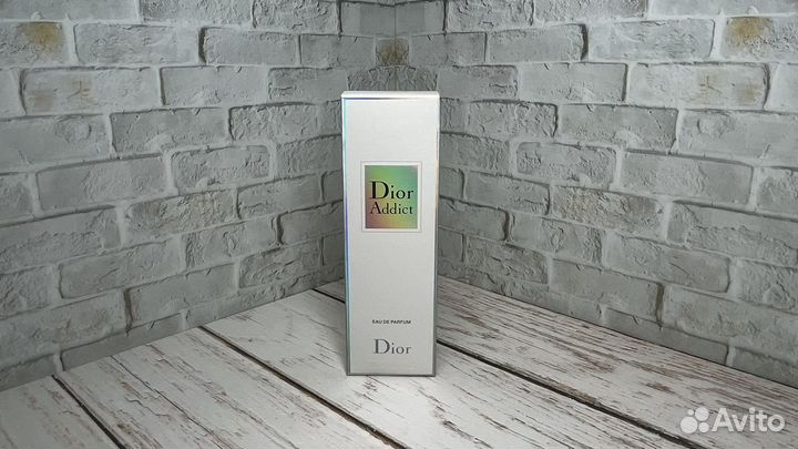 Женский парфюм Dior Addict Eau de Parfum