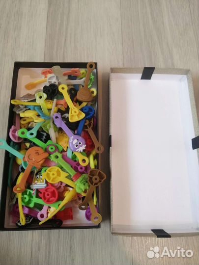 Скрепыши 4 new и другие, 99 штук