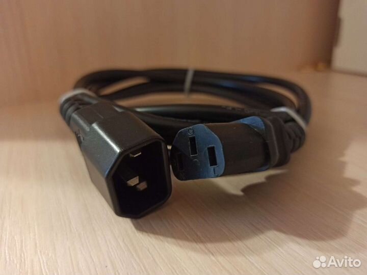 Кабель питания / удлинитель