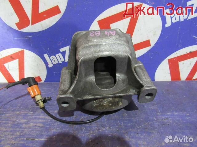 Подушка двигателя Audi A4 B8 (2007-2015)