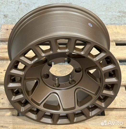 Комплект внедорожных дисков Fuel