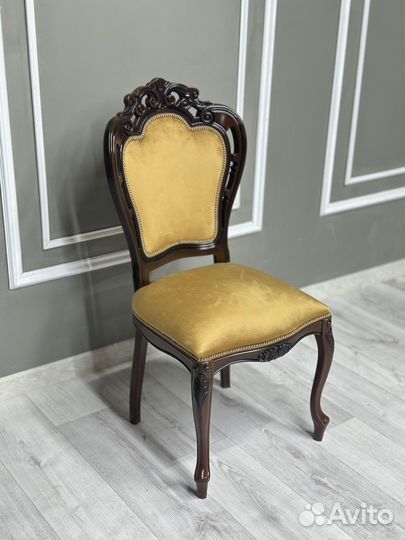 В наличии стол.Оплата при получении