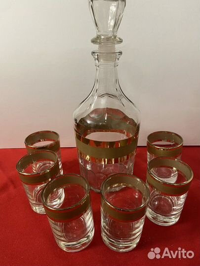 Графин и стопки