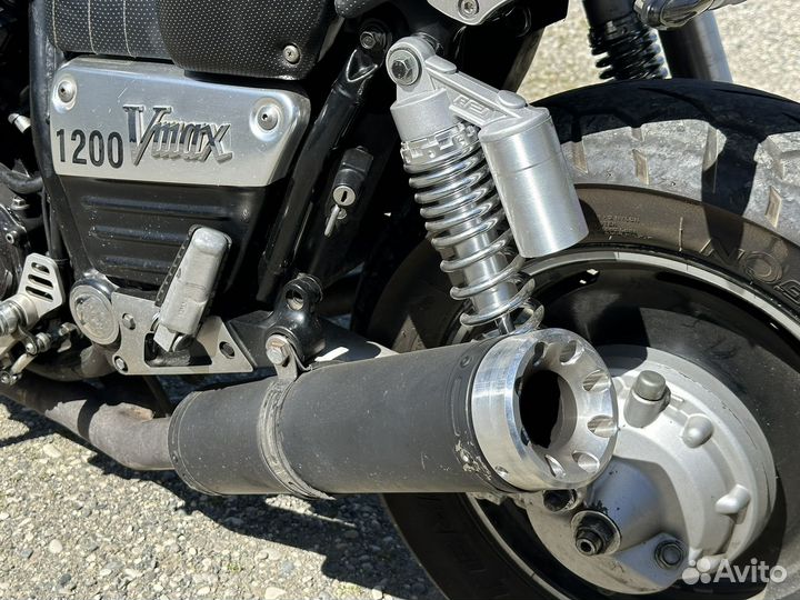 Yamaha V-Max 1200