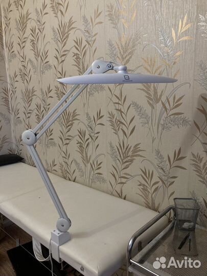 Лампа бестеневая millennium для наращивания ресниц