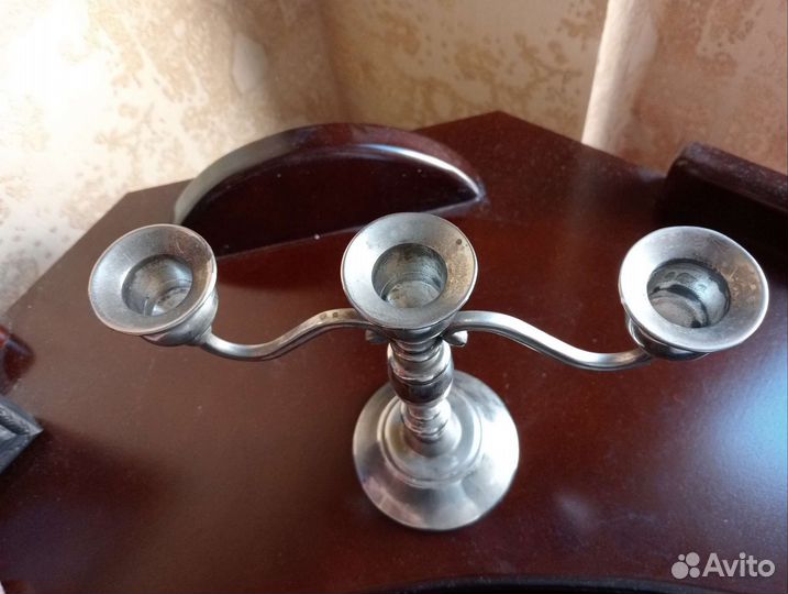 Старинный подсвечник