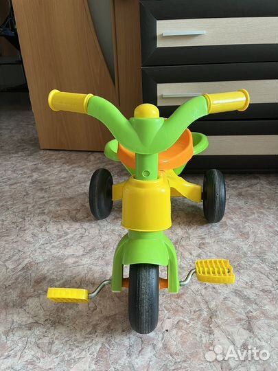 Детский трехколесный велосипед бу