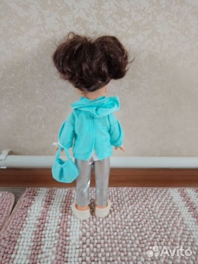 Кукла фабрики весна