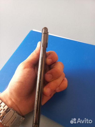 iPhone X, 64 ГБ