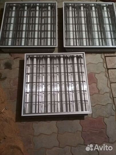 Светильник потолочный