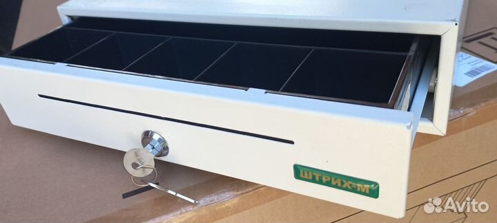 Ящик металлический с замком