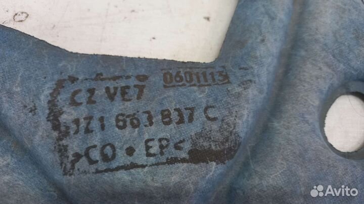 Накладка под бардачок Skoda Octavia A5