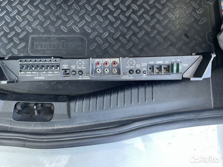 Усилитель 4канальный rockford