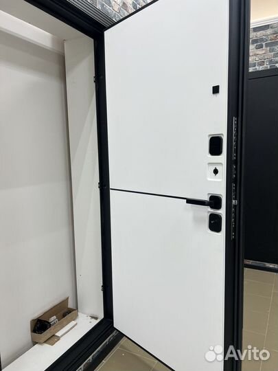 Дверь входная