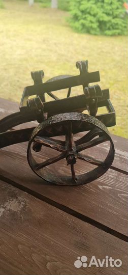 Кованная бутылочница