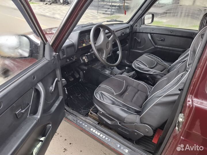 LADA 4x4 (Нива) 1.7 МТ, 2013, 170 000 км
